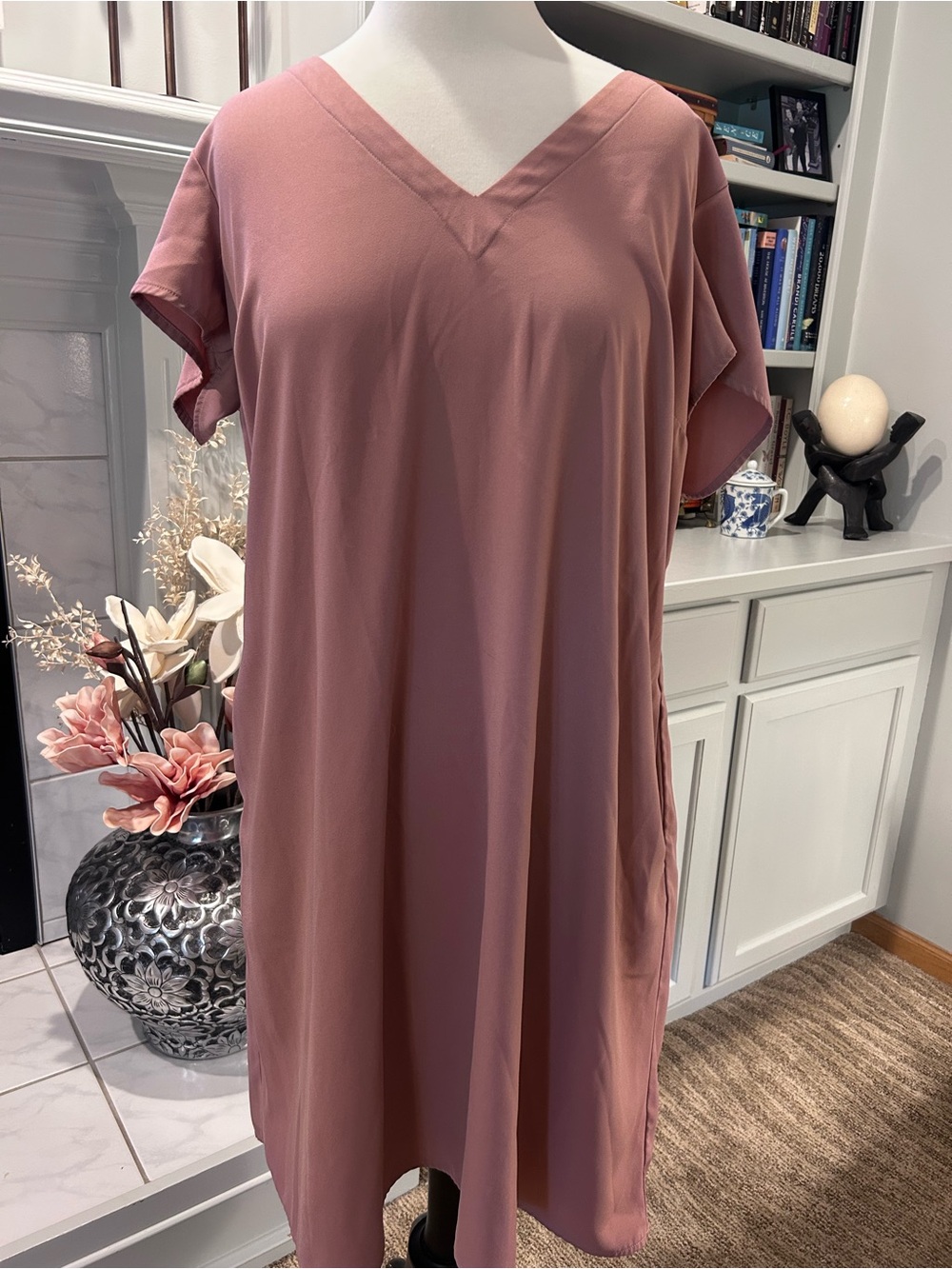a new day Mauve V-Neck Shift Top
